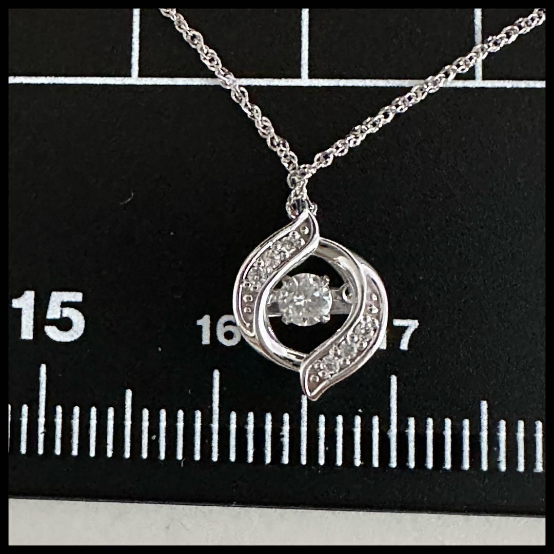 K10WG 真ん中のダイヤモンド揺れますネックレス総重量1.32g 