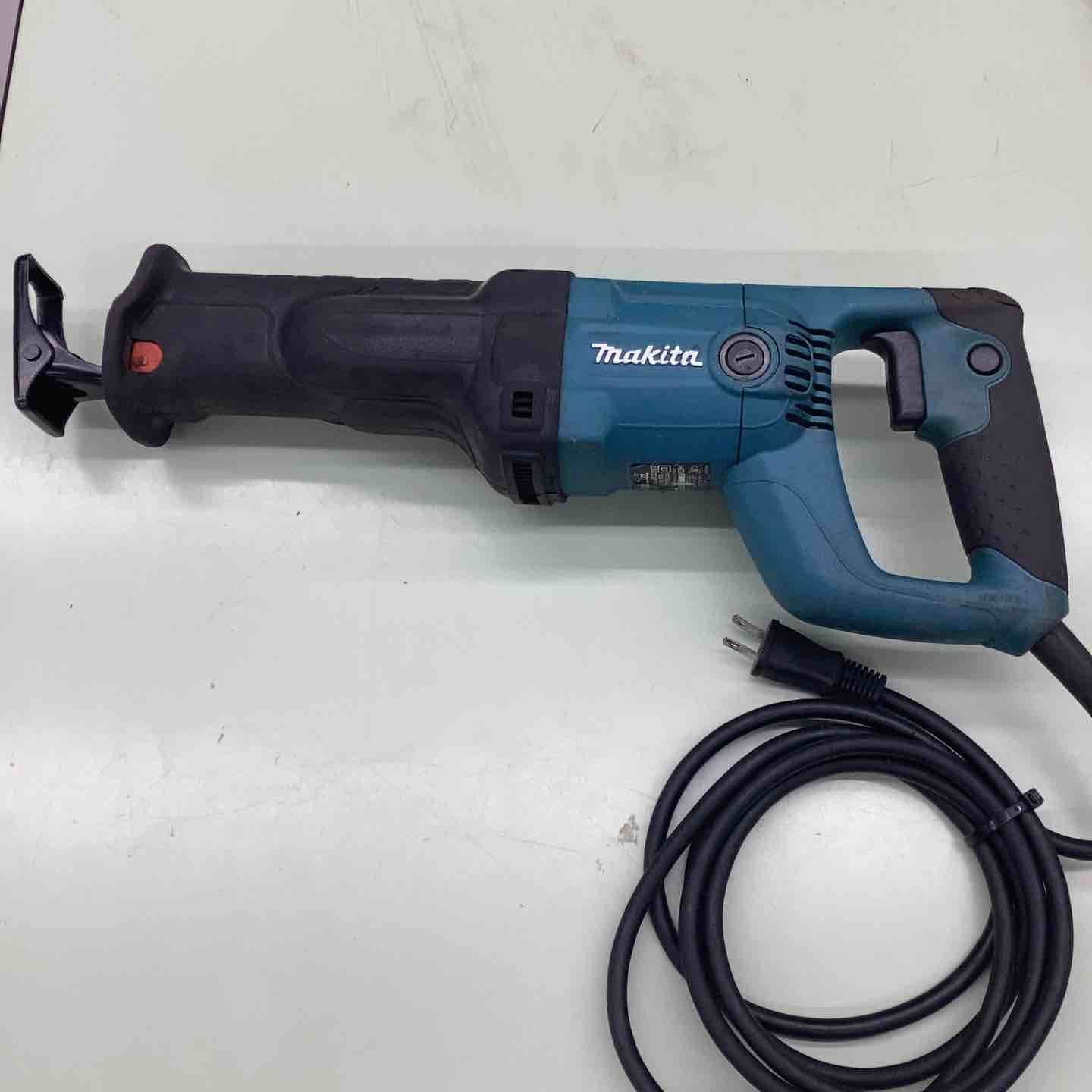☆マキタ(makita) レシプロソー JR3050T【越谷店】 ☆マキタ(makita) レシプロソー JR3050T【越谷店】