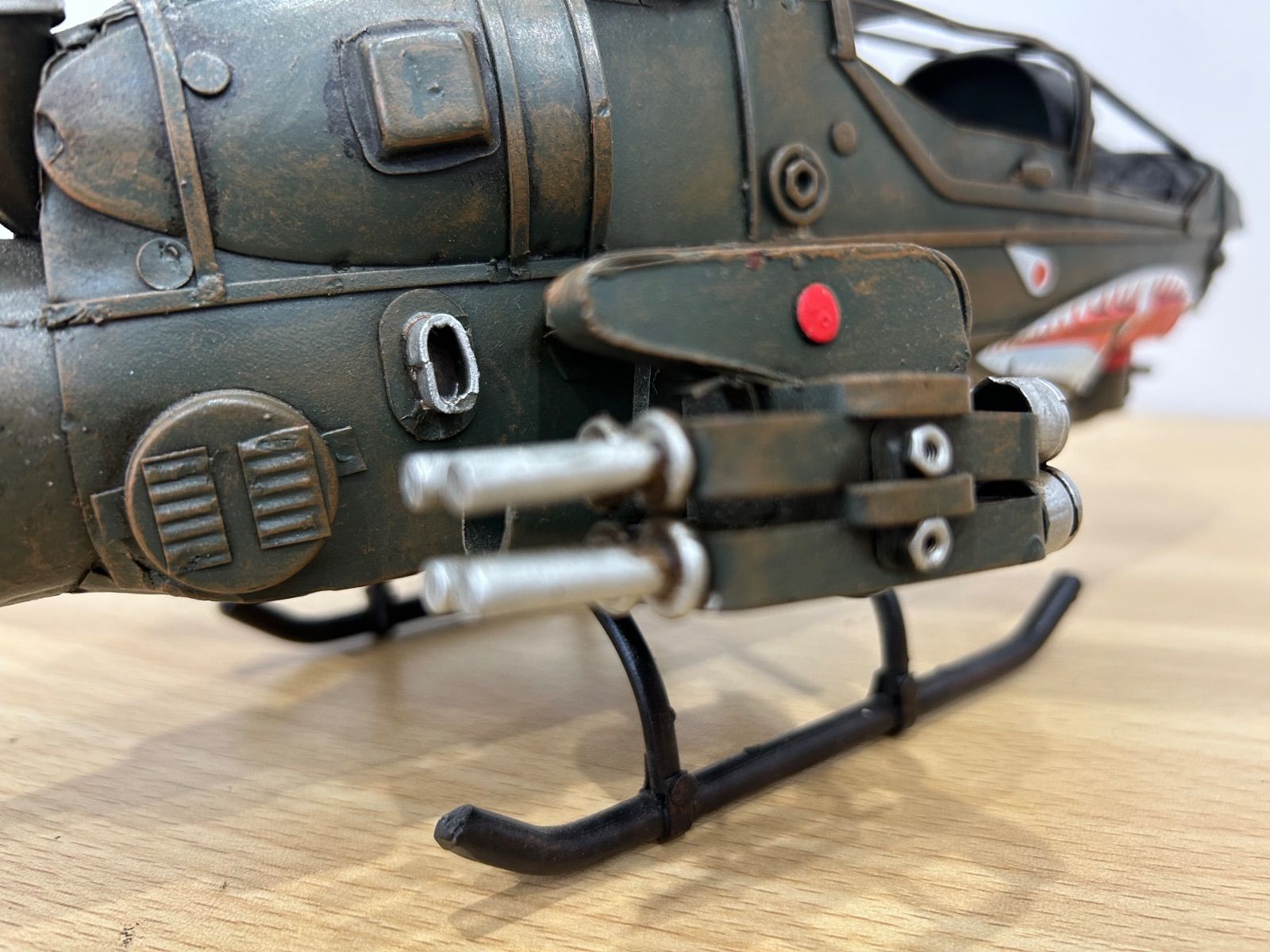 AH-1 コブラ ブリキ製ヘリコプター アメリカン