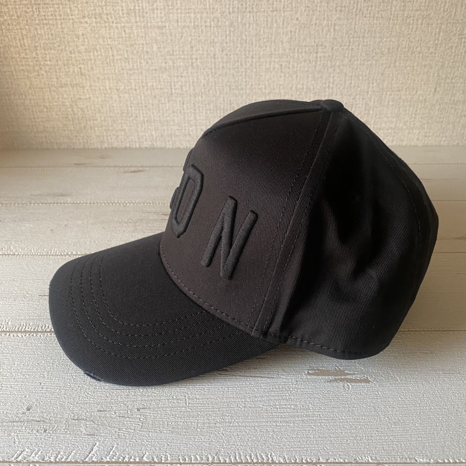 新品・未使用】DSQUARED2 ICON ロゴ ベースボールキャップ