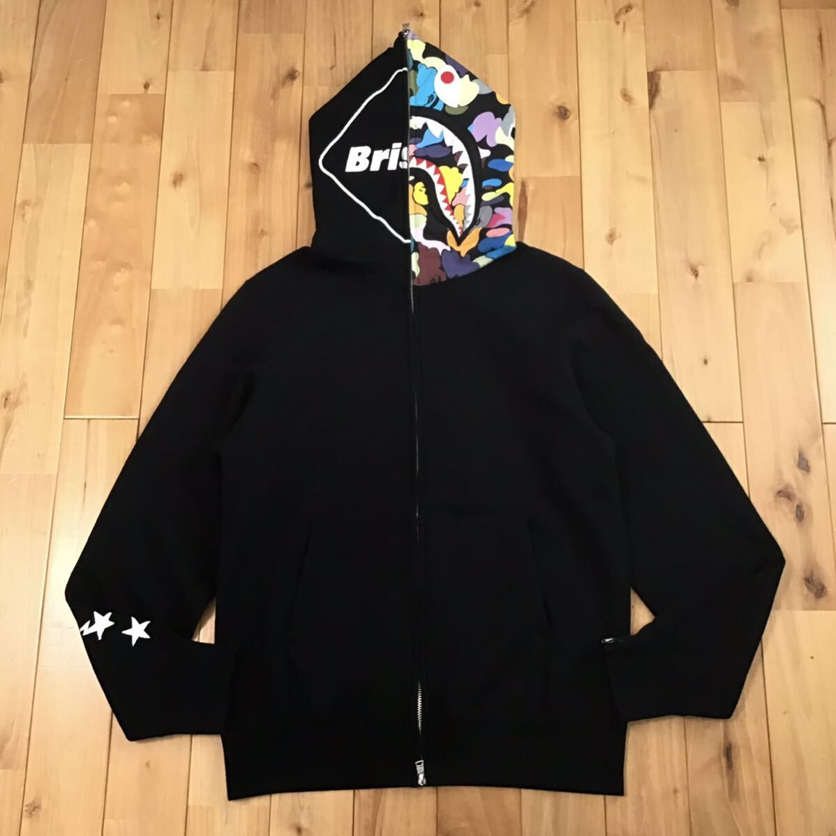 【激レア】APE×FCRBコラボMULTI CAMO シャークパーカー 激レア】APE×FCRBコラボMULTI CAMO シャークパーカー - メルカリ
