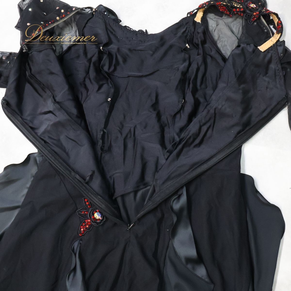【美品 日本製社交ダンス衣装】ワンピース ドレス SEKINE セキネ Mサイズ 黒 白 ブラック ホワイト フリンジ かわいい 可愛い 美品 日本製社交ダンス衣装】ワンピース ドレス SEKINE セキネ M