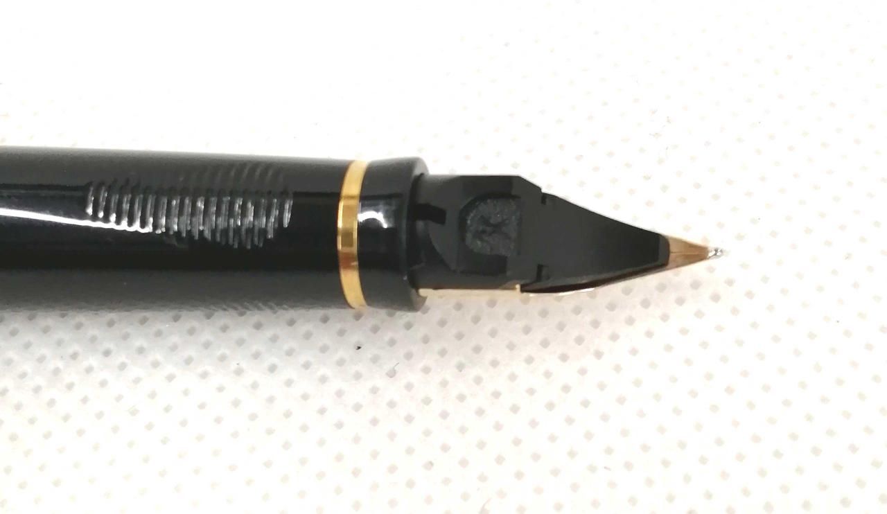 585 Nib