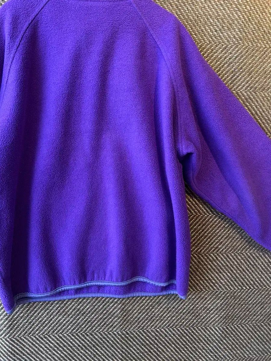 フリースジャケット