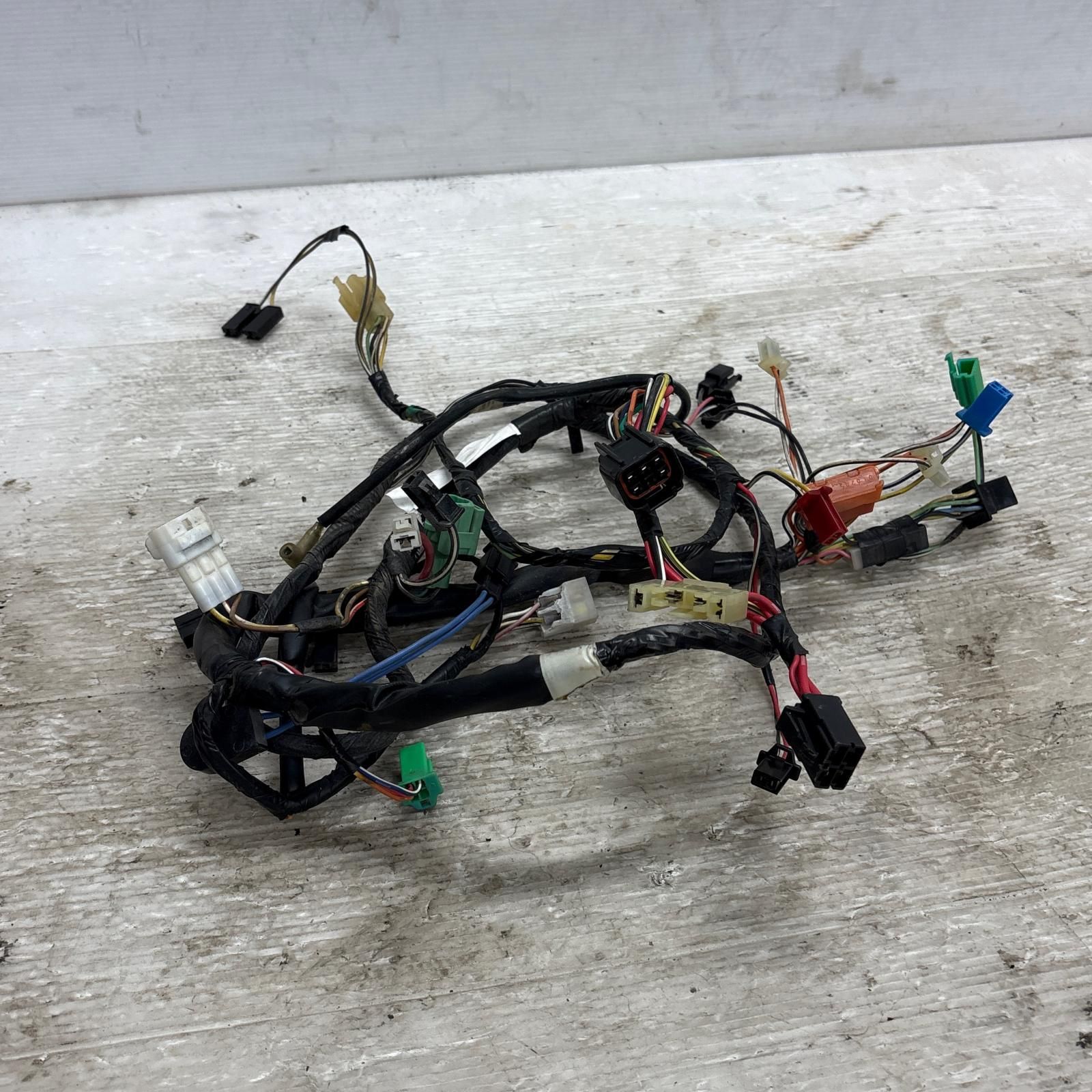 SUZUKI レッツ2 CA1PA メインハーネス スズキ - メルカリ SUZUKI レッツ2 CA1PA メインハーネス スズキ - メルカリ