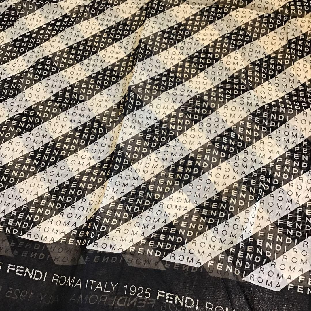 シルク100 スカーフ