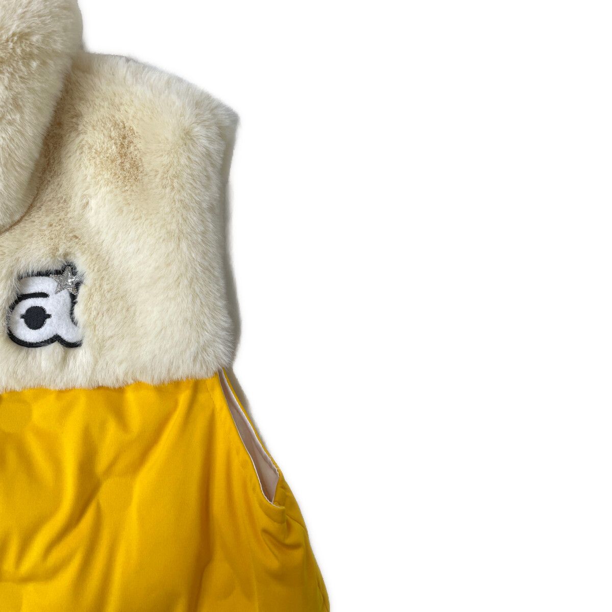 ダウンベスト×スカート