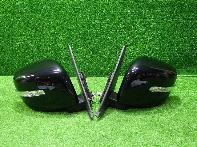 ソリオ ドアミラー左右 MA15S ZJ3 8P デリカD5 スズキ 250913036