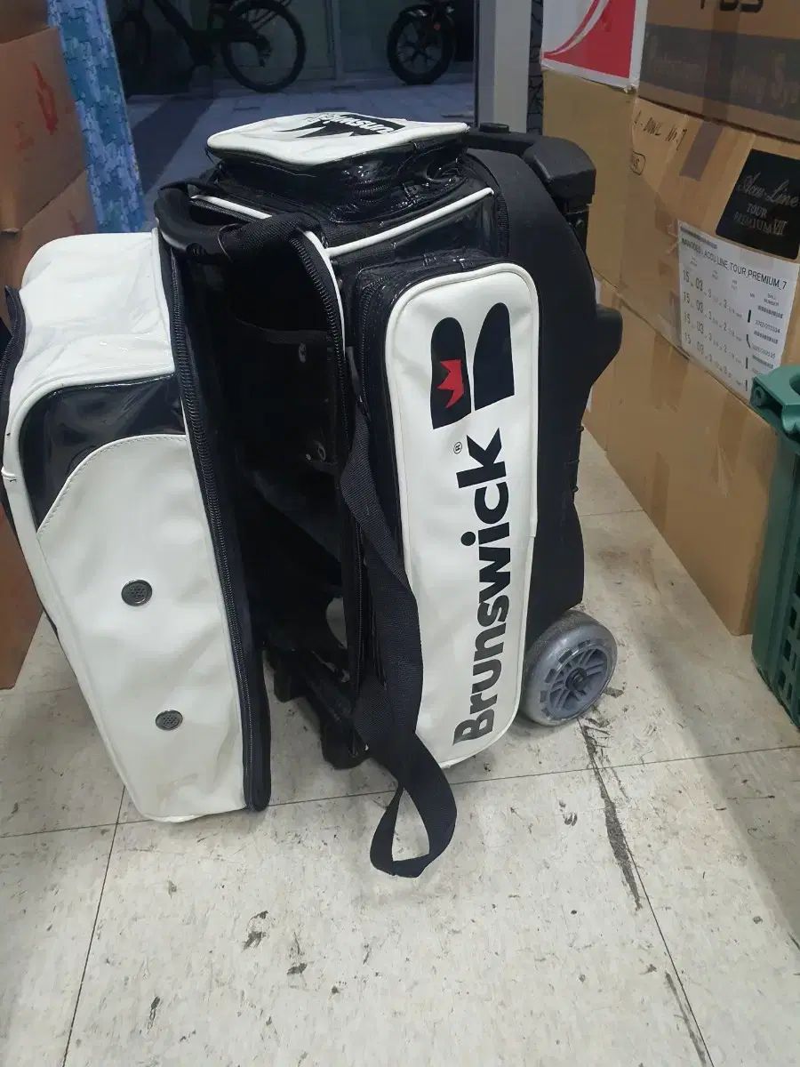 積み重ね ボーリングバッグ BRUNSWICK ブランズウィック 2ローラーバッグ