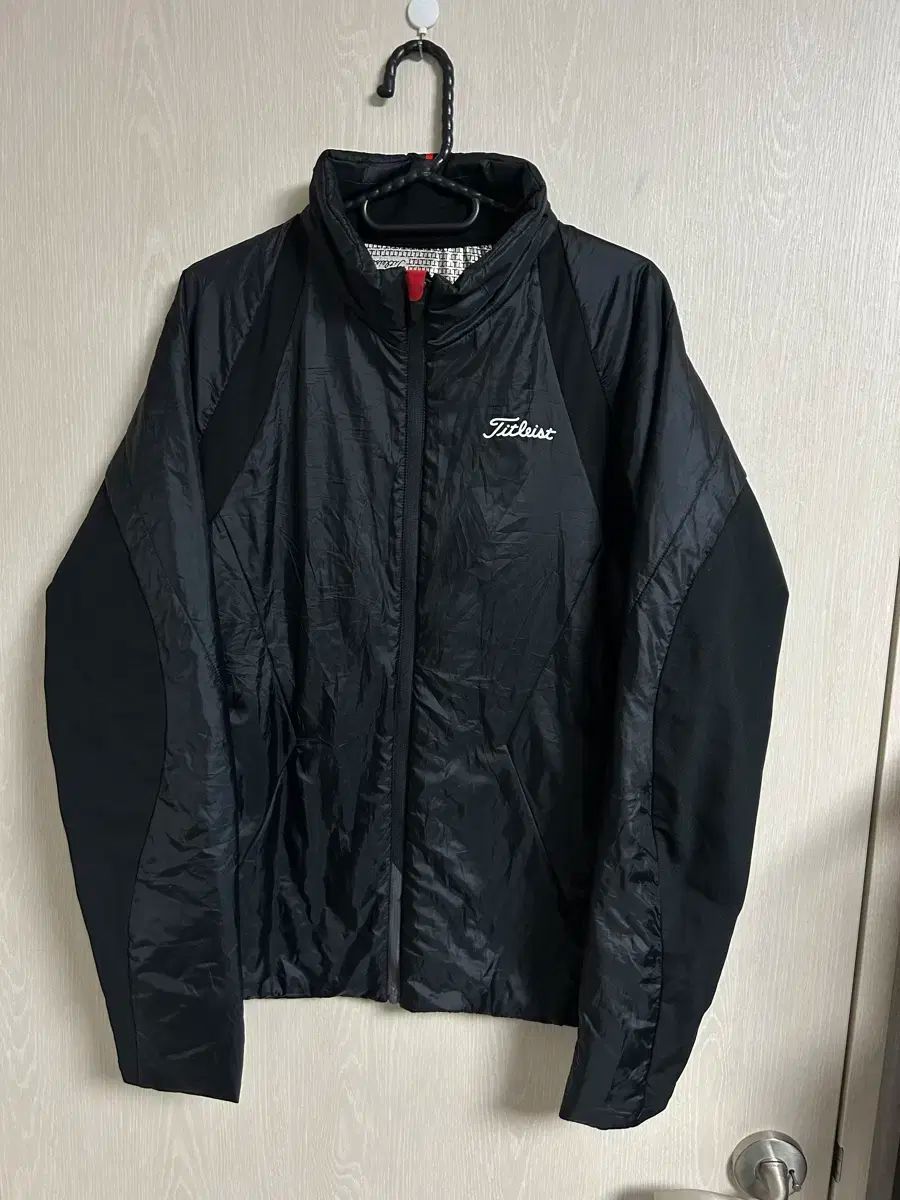 タイトリスト ゴルフ ジャケット ブラック 軽量 ダウン サイズL