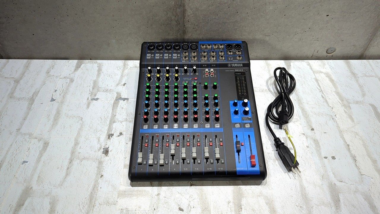 YAMAHA／MG12XUアナログミキサー YAMAHA MG12XU アナログ