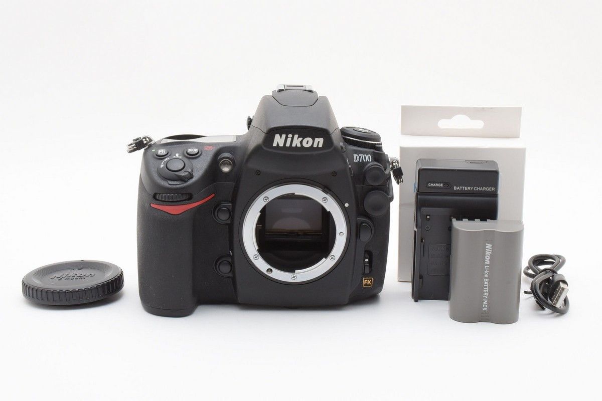 実用品 Nikon ニコン D700 デジタル一眼レフカメラ