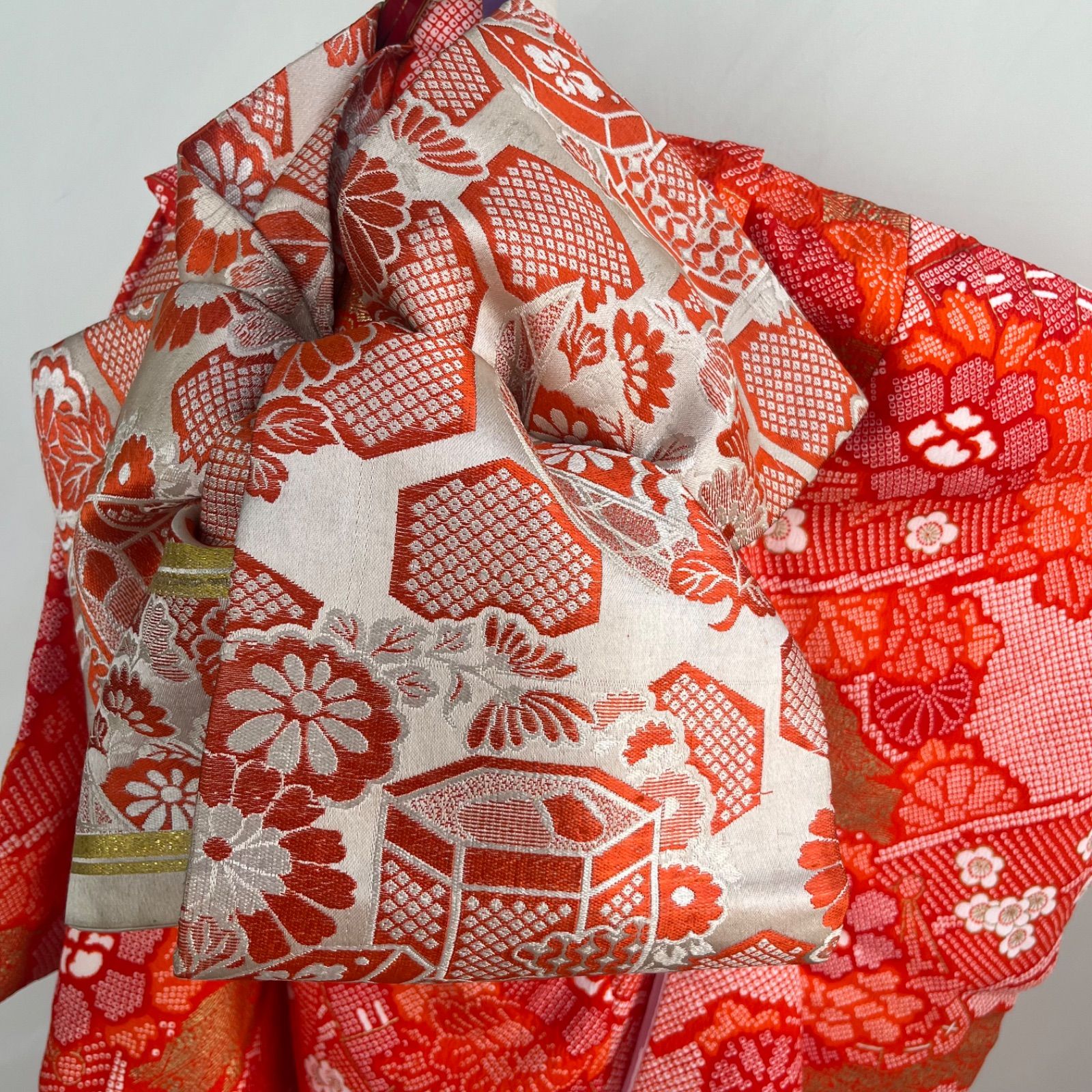 七五三　7歳　四つ身　子供着物　作り帯　女の子　長襦袢　フルセット　オレンジ 七五三 7歳 四つ身 子供着物 作り帯 女の子 長襦袢 フルセット