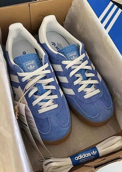 adidas originals GAZELLE スニーカー男女兼用 青白ブラウン