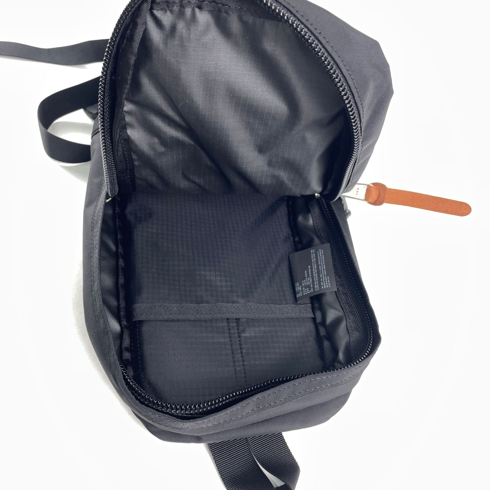 ブラック タグ付