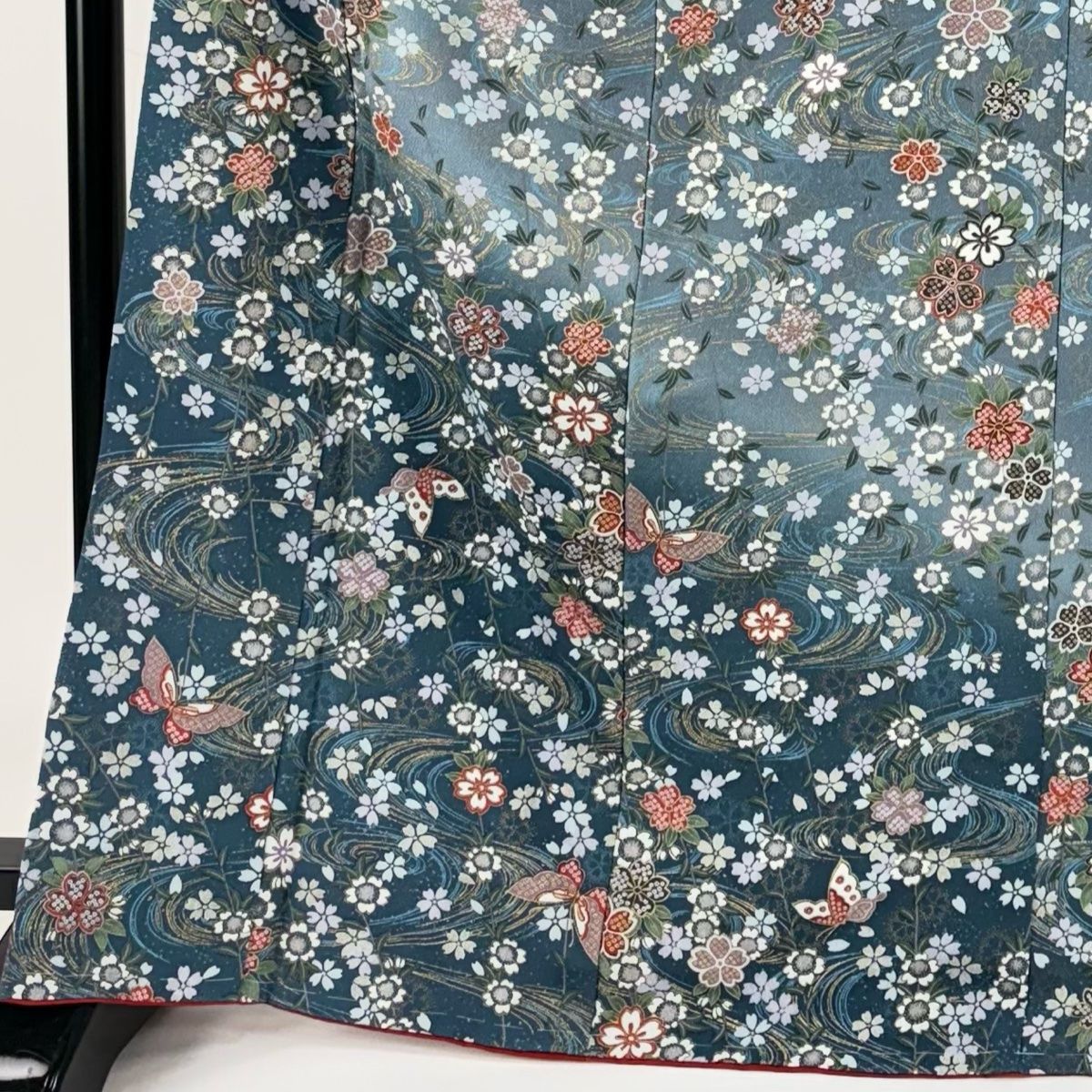 付下げ 身丈167.5cm 裄丈65.5cm M 袷 枝垂れ桜 蝶 金彩 縮緬 青