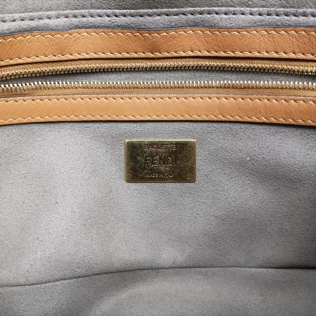 フェンディFendiマンマバケットブラウン×グレー×ネイビーレザー8BR6008BR600-A6CE-198-10429