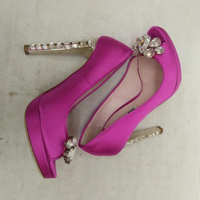 miu ミュウミュウ