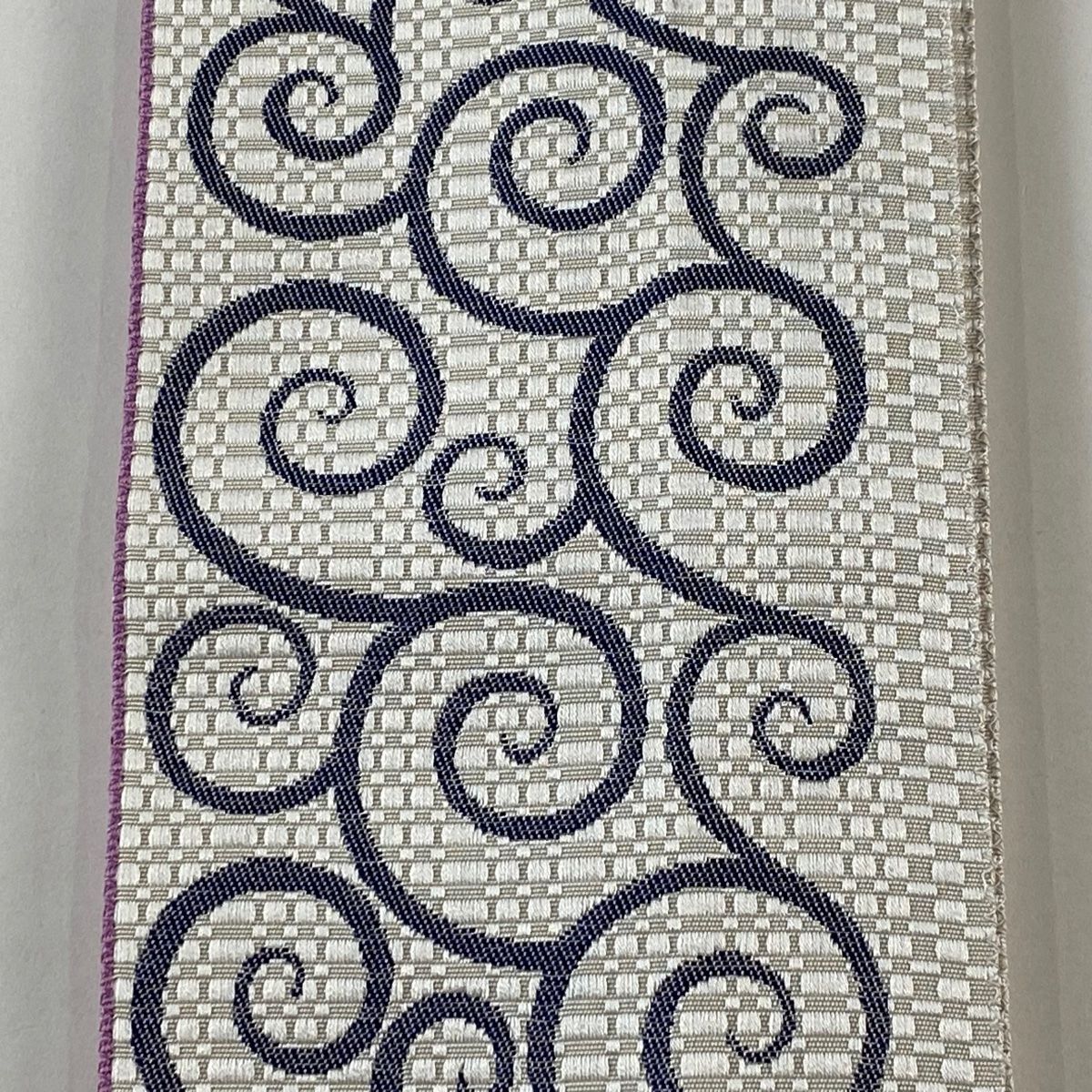 角帯 秀品 唐草 幾何学模様 灰白 正絹