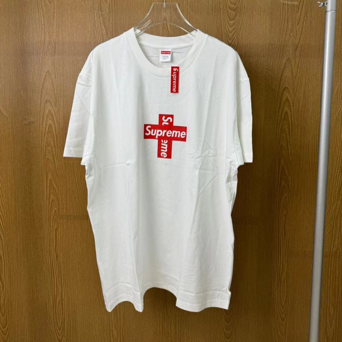 Supreme クロスボックスロゴTシャツ半袖 男女兼用