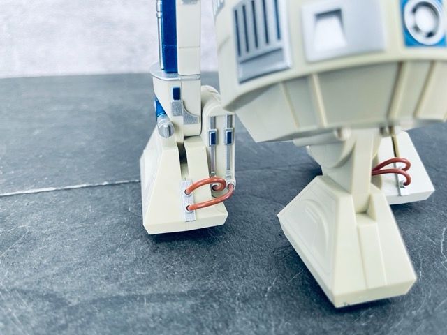 R2-D2 アクション