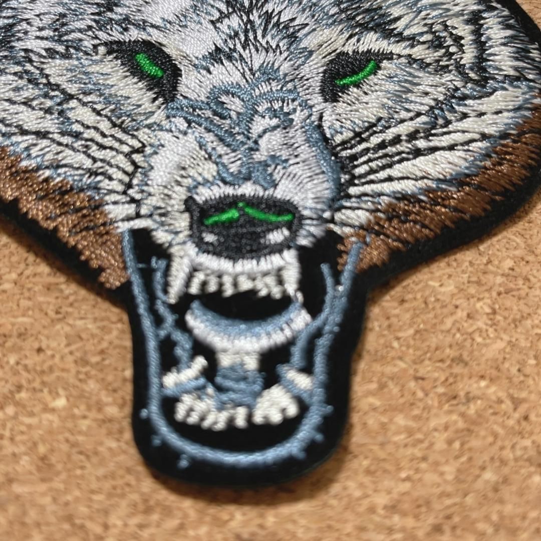 99 大きめ 狼 オオカミ アップリケ ワッペン アイロンワッペン 刺繍