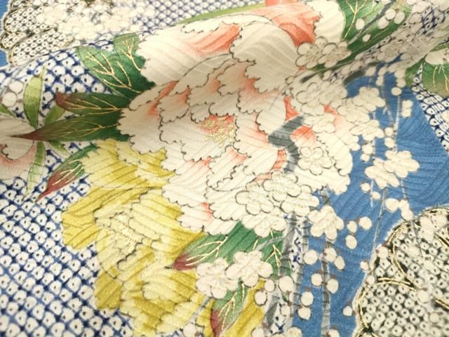 平和屋着物○豪華振袖 舞花文 金彩 正絹 逸品 CAAX0893vf