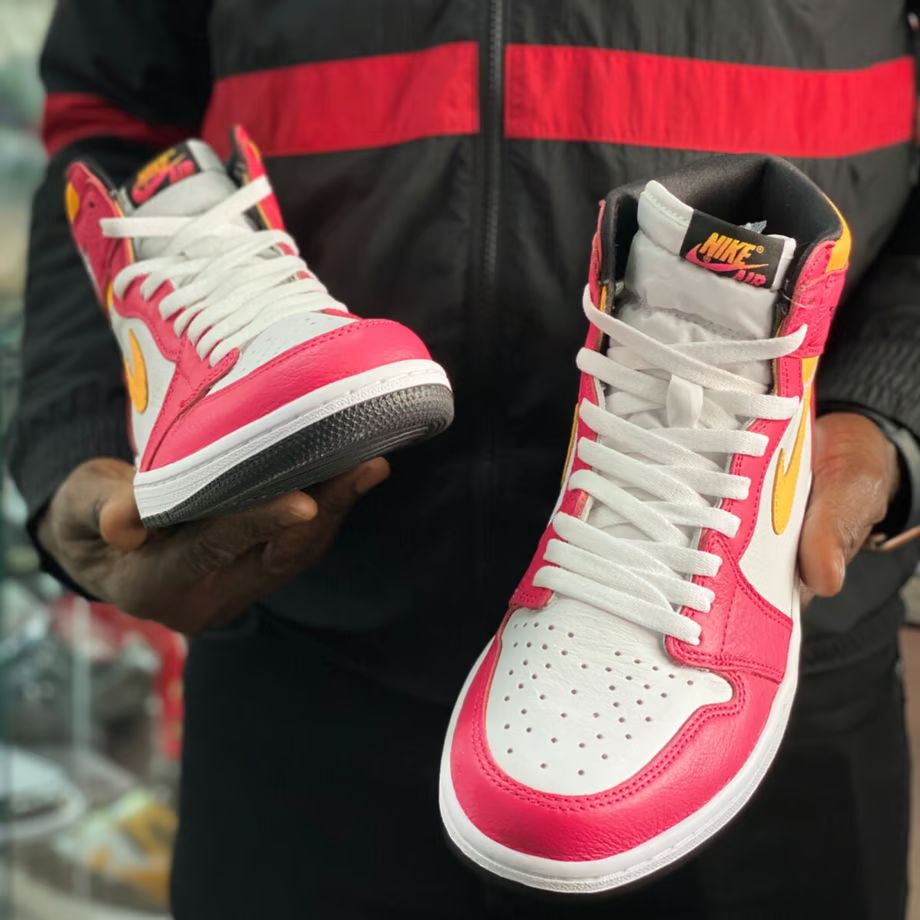 NIKE ナイキ AIR JORDAN1 RETRO HIGH OG エアジョーダン1 レトロ ハイカット F RED