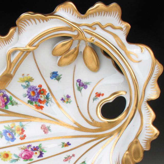 ニンフェンブルク 金彩花束絵