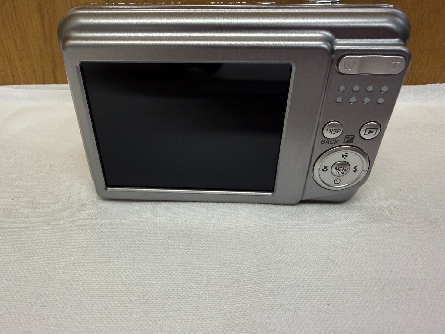 カメラ】高性能デジカメ FUJIFILM FinePix AX600 デジタルカメラ 