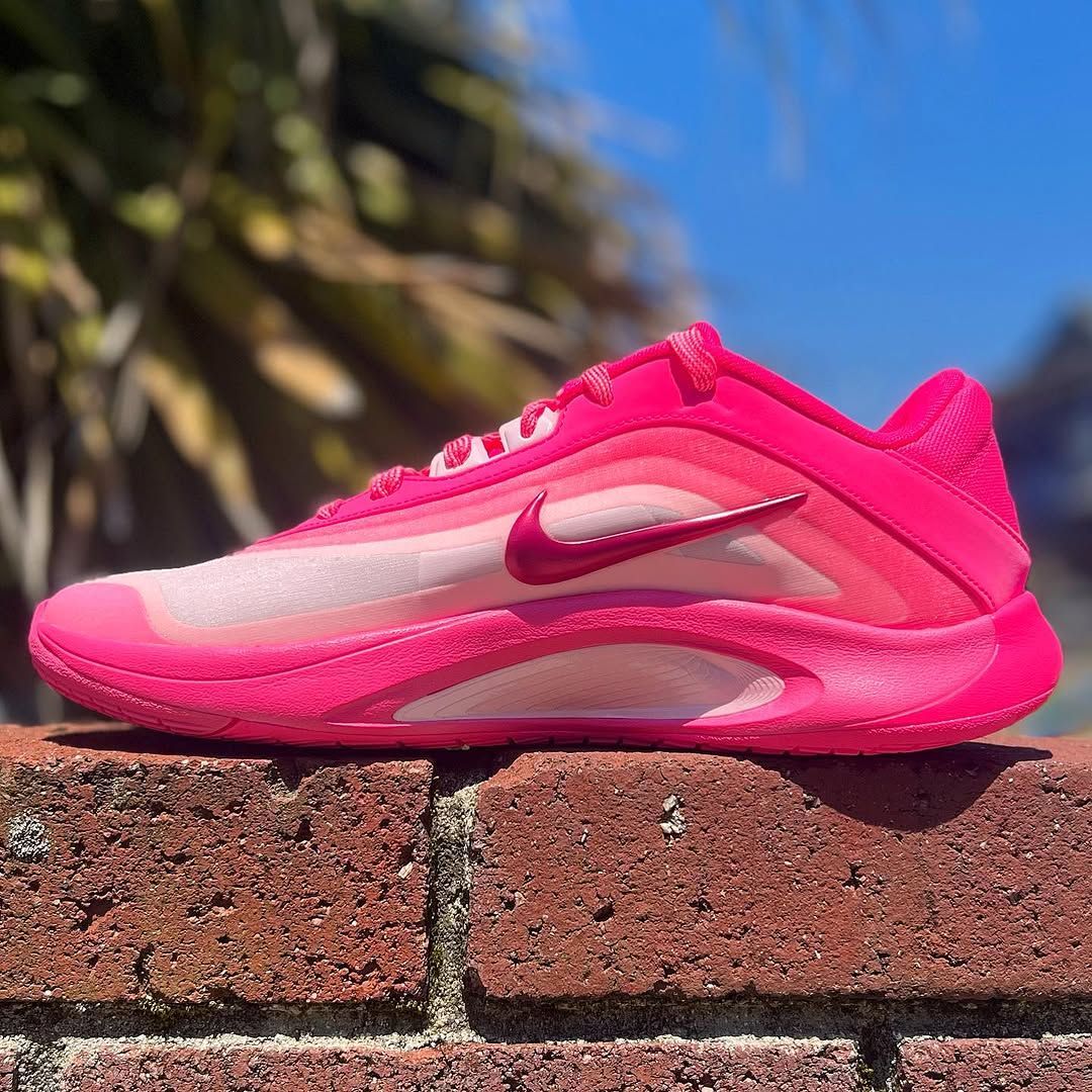 バイヤー厳選用品 SIZE' 'MENS A'URA' 'PINK EP A'ONE NIKE ナイキ ワン エー シューズ(男性用)