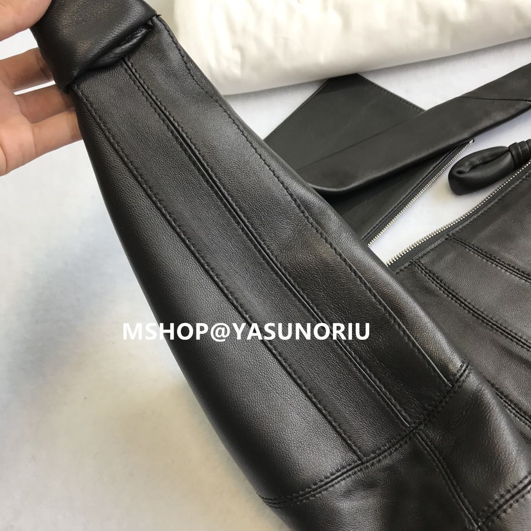 LEMAIRE ルメール ショルダーバッグ クロワッサン ラージ LEMAIRE ルメール ショルダーバッグ クロワッサン ラージ