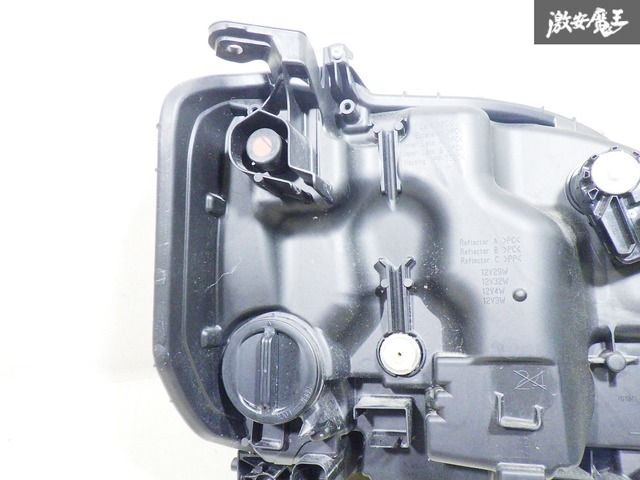 ダイハツムーブキャンバス純正右側ヘッドライトユニット。コイト製品 ダイハツムーブキャンバス純正右側ヘッドライトユニット。コイト
