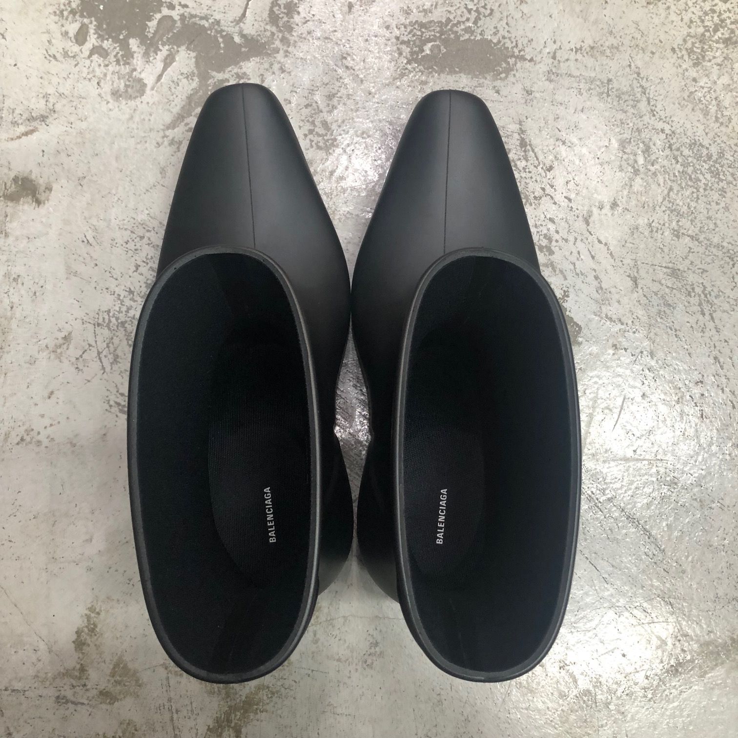新品 BALENCIAGA 714509 W2DJ0 1000 EXCAVATOR ラバー レインブーツ 