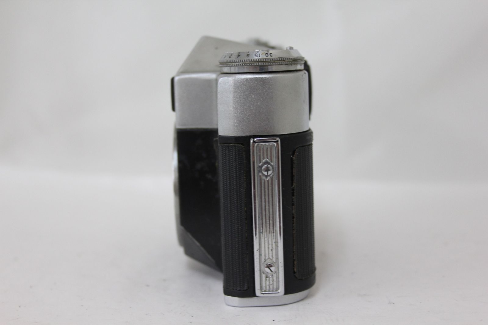 58mm F2