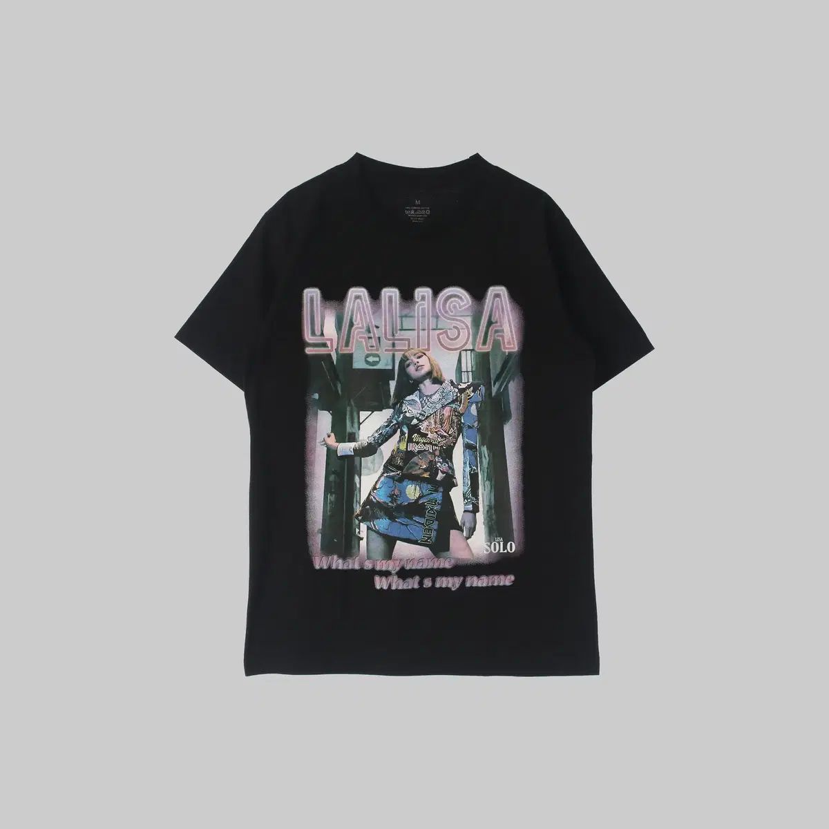 【雷市場（ポンジャン）商品韓国直送】 M ブラックピンク ラリサ グラフィック 1 ／ 2 Tシャツ
