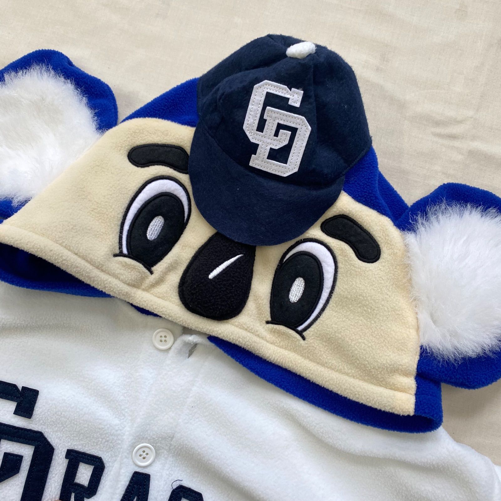 美品 ♡ 1度使用のみ 中日ドラゴンズ応援グッズ ドアラ帽子 サンリオ 美品 ♡ 1度使用のみ 中日ドラゴンズ応援グッズ ドアラ帽子 サンリオ