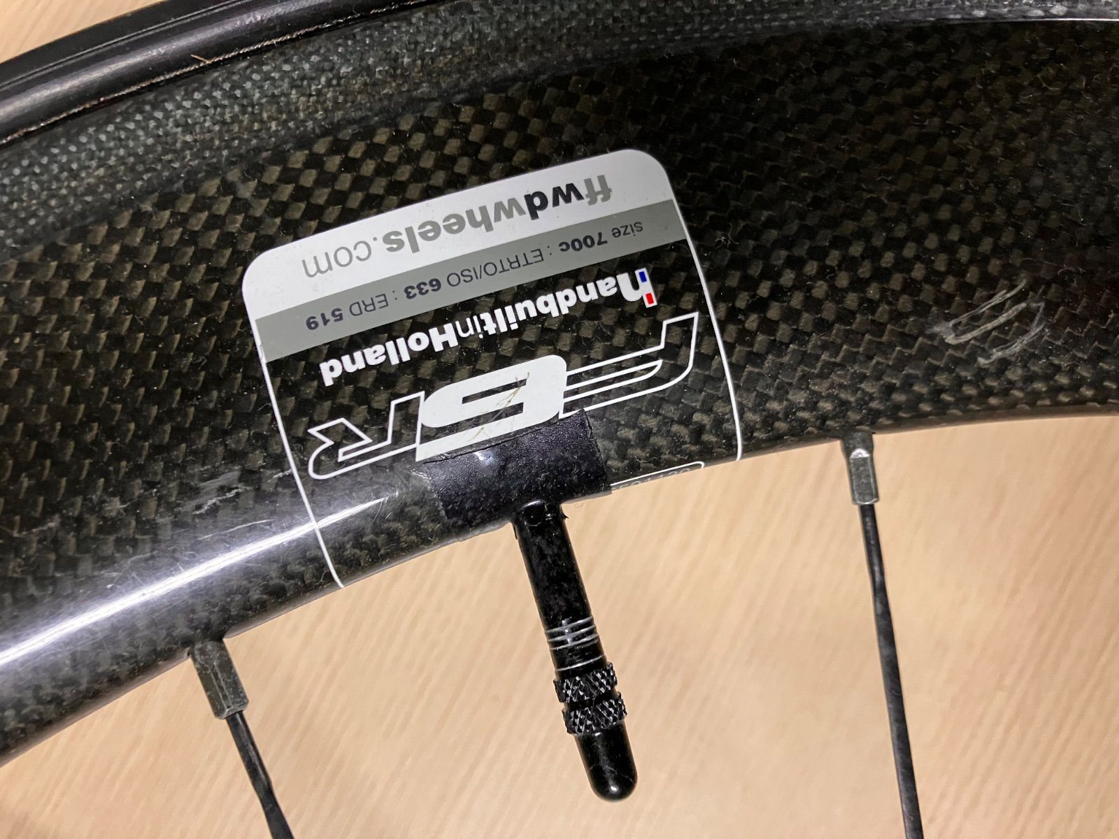 6/30まで限定出品！爆音！FFWD F6R カーボンホイール　専用ケース付き 6/30まで限定出品！爆音！FFWD F6R カーボンホイール 専用ケース