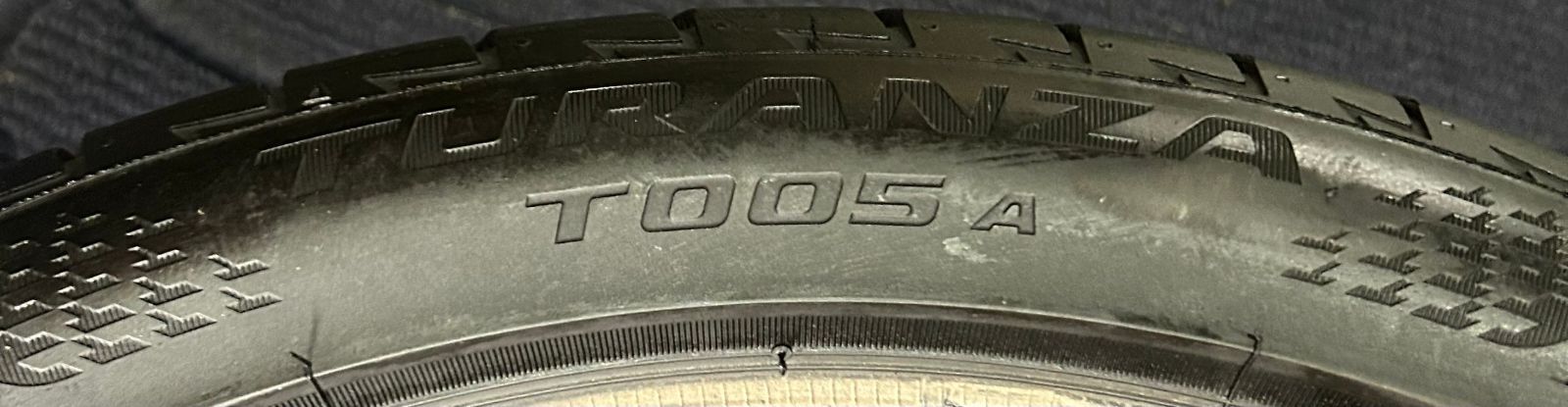 早い者勝ちの限定セール。 製造 溝8 8.5分山 BRIDGESTONE TURANZA T005A 2本 225 45R19 ASP3160 カーディガン