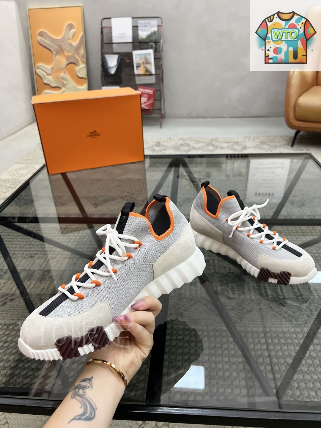 HERMES エルメス Bouncing スニーカー04 - メルカリ
