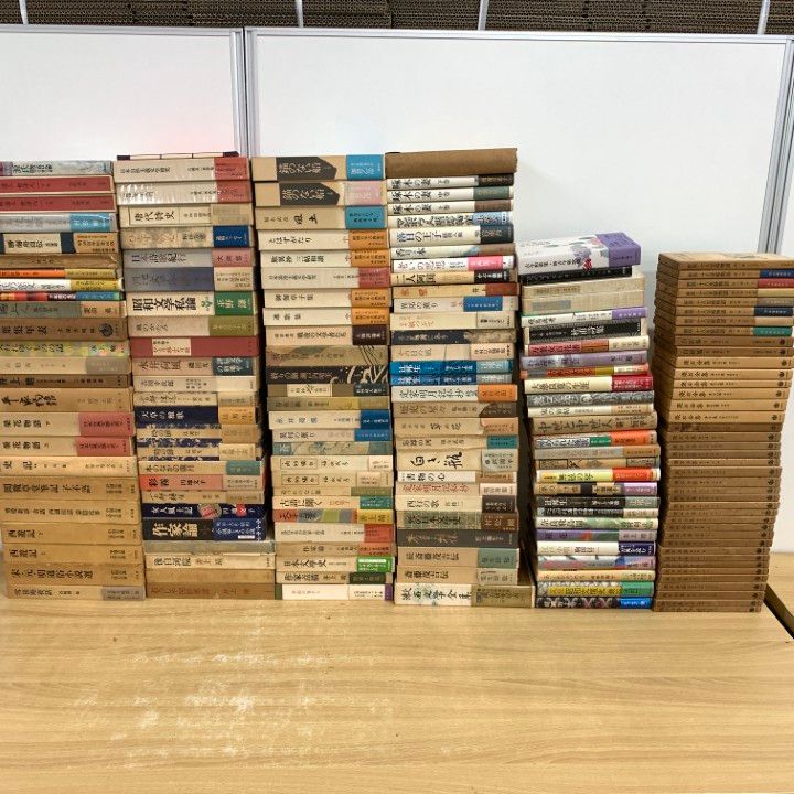 ■05)【同梱不可】随筆集・詩集・エッセイ・小説など日本・中国古典文学の本 まとめ売り約165冊大量セット/夏目漱石/西遊記/平家物語/B □05)【同梱不可】随筆集・詩集・エッセイ・小説など日本・中国