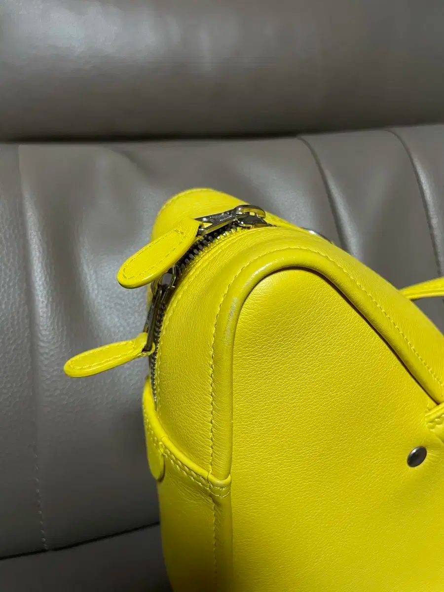 トライアングルバッグ ダッフルバッグ