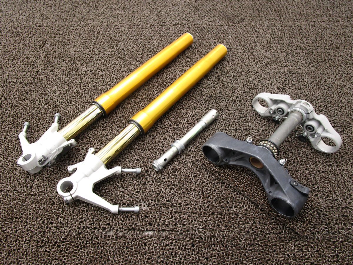 ドカティ M1100S 倒立 OHLINS フロントフォーク ステム A6491 ZDMM505AAAB ドゥカティ ZDM1078AC DUCATI モンスター 動画有 FI DECORATOM_COM_BR