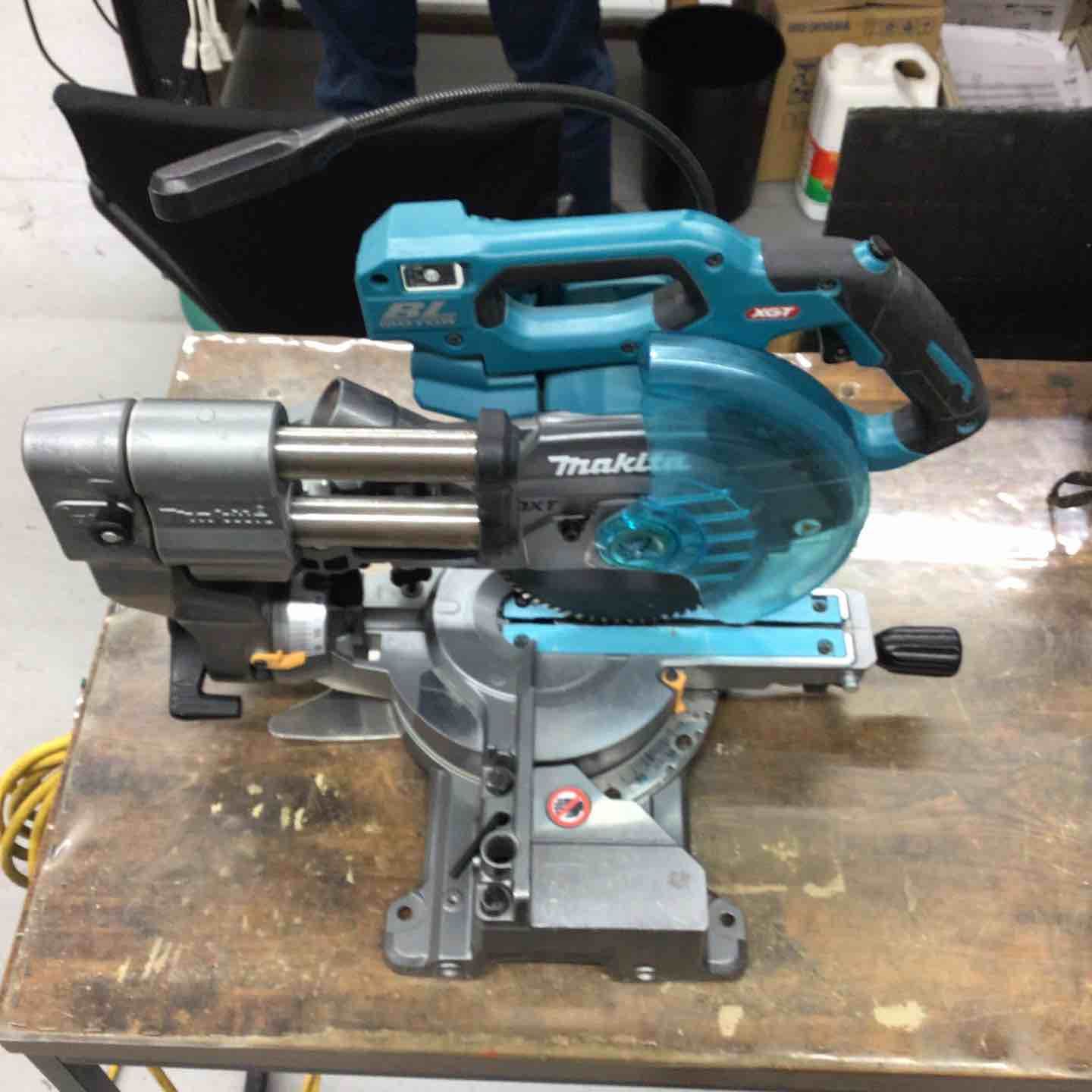 マキタ makita コードレススライドマルノコ LS001GZ 戸田店
