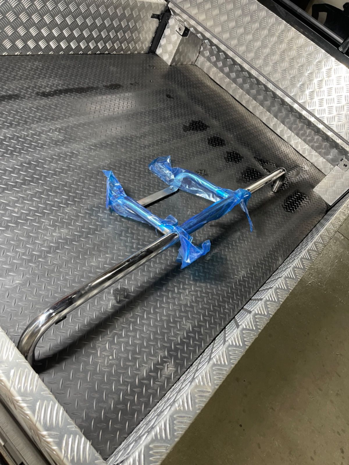 軽トラックハイゼットジャンボフロントガード ステンレス製パーツ外装カスタム 楽天市場】ダイハツ ハイゼットトラック ハイゼットジャンボ