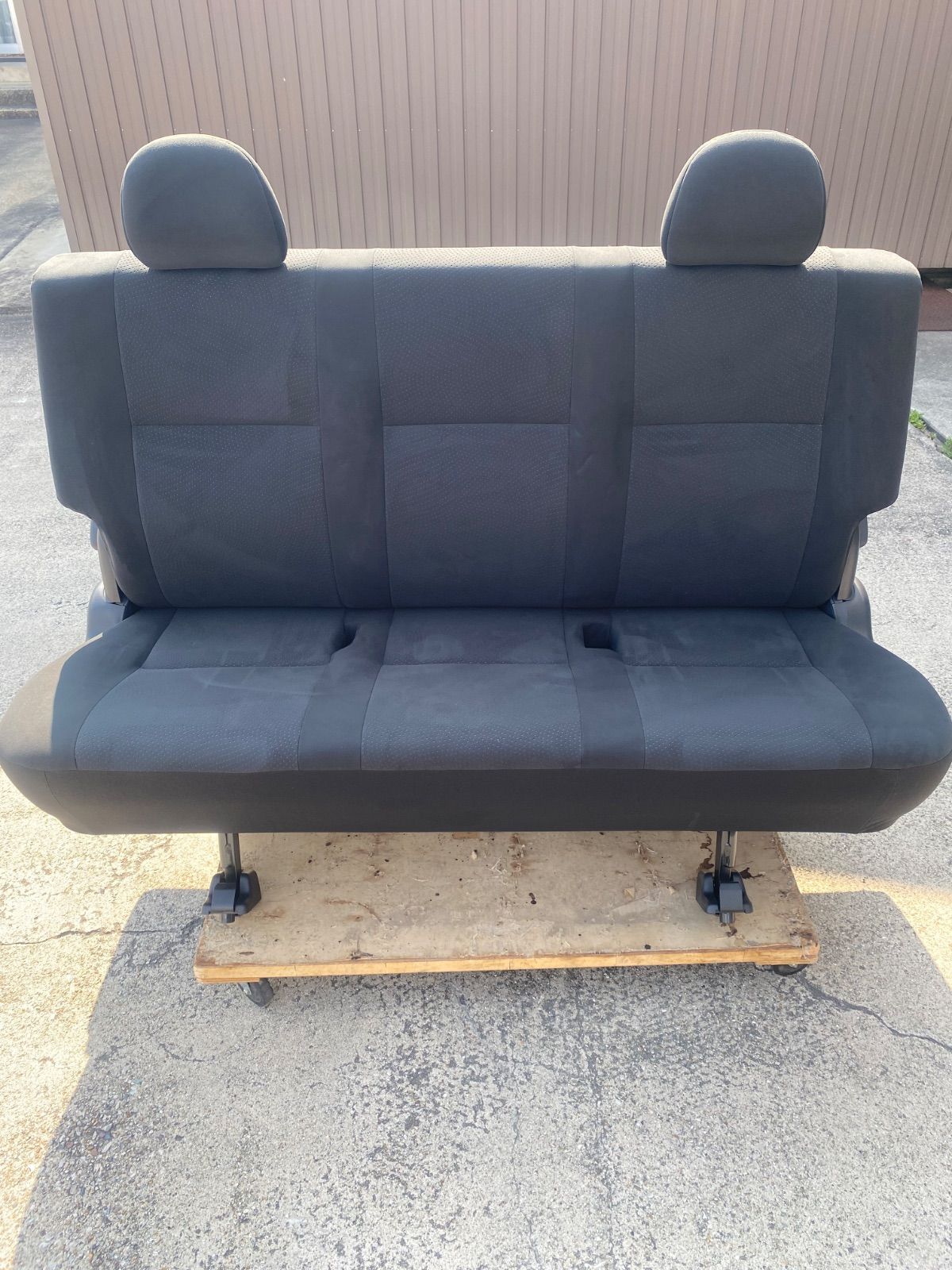 ハイエース セカンドシート 8型