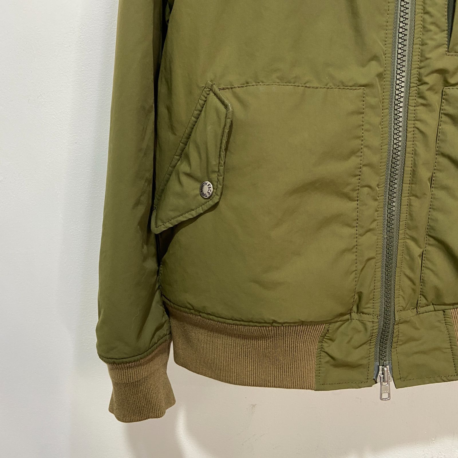 ノースフェイスパープルレーベル MA-1 フライトジャケット　美品　カーキ ☆THE NORTH FACE☆パープルレーベル☆光電子☆MA-1☆フライト