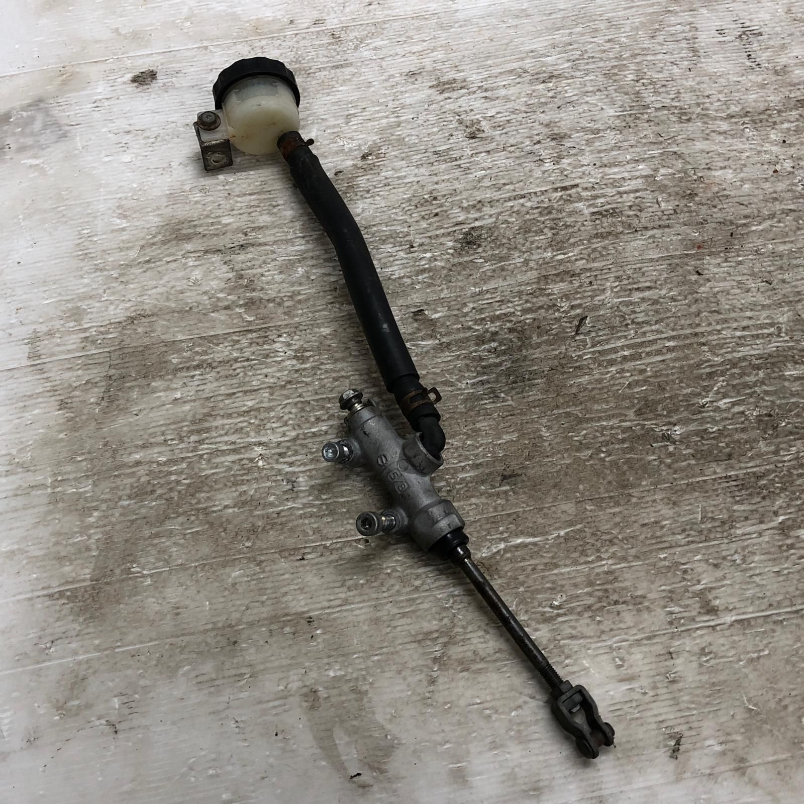 KAWASAKI ゼファー1100 ZRT10A リアマスターシリンダー カワサキ