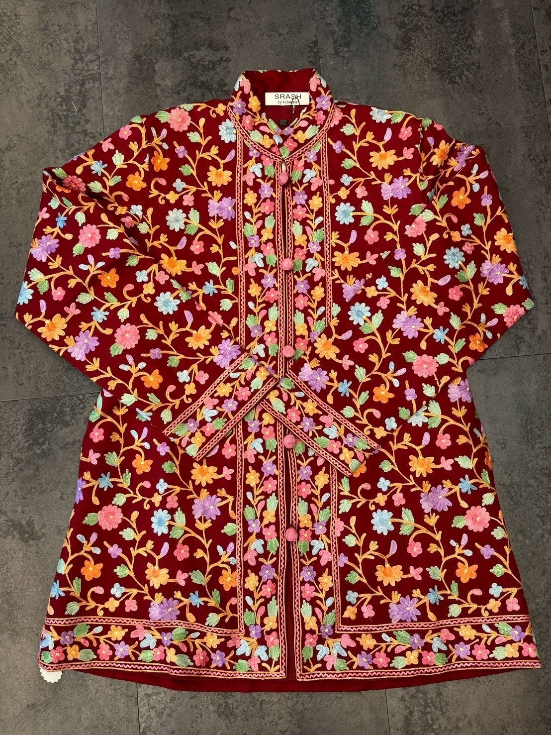 コード刺繍フラワー柄裏地キルトジャケット　ツハルジャケット コード刺繍フラワー柄裏地キルトジャケット（ブラック/レッド/キナリ