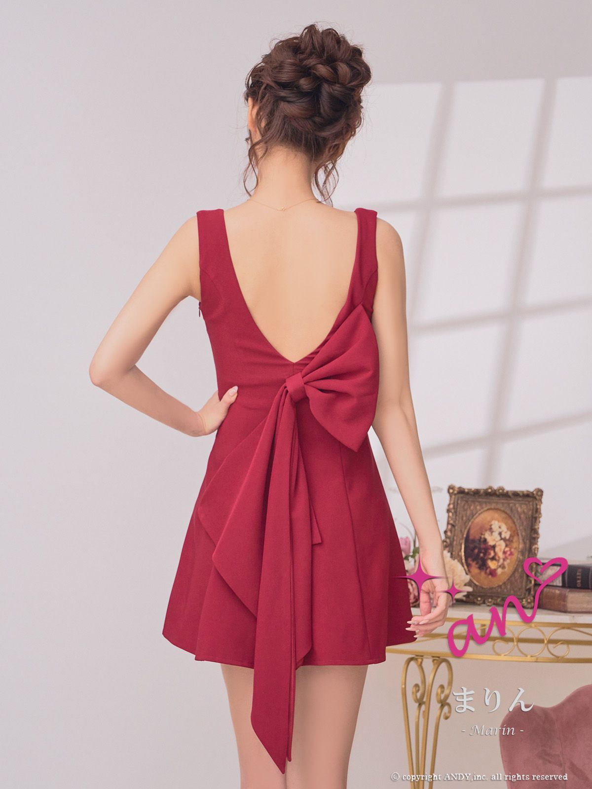 売り切り価格 レッドS AOC3969-R-2509 XSサイズあり an アン ビジュー バストジップ ノースリーブ バックオープン リボン ミニドレス キャバドレス 収納